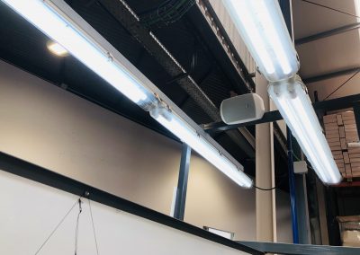 Instalación de sonido ambiental en Industrias Plásticas Igor (Almoradí, Alicante)