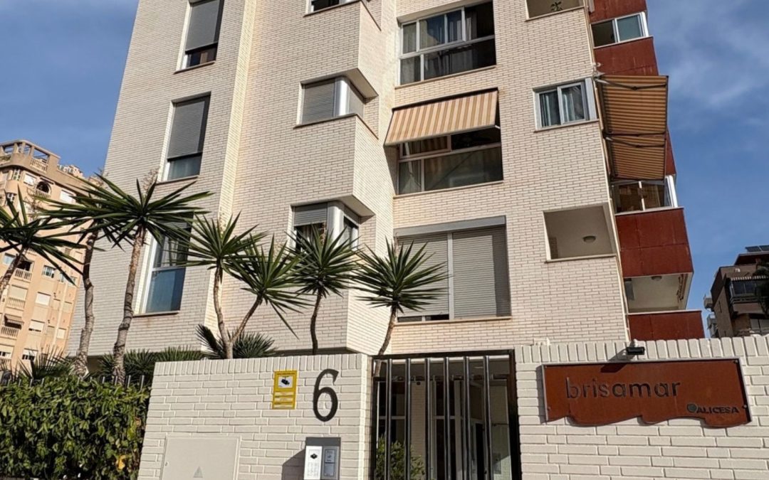 Renovación de sistema de videovigilancia IP Hikvision en urbanización de Alicante
